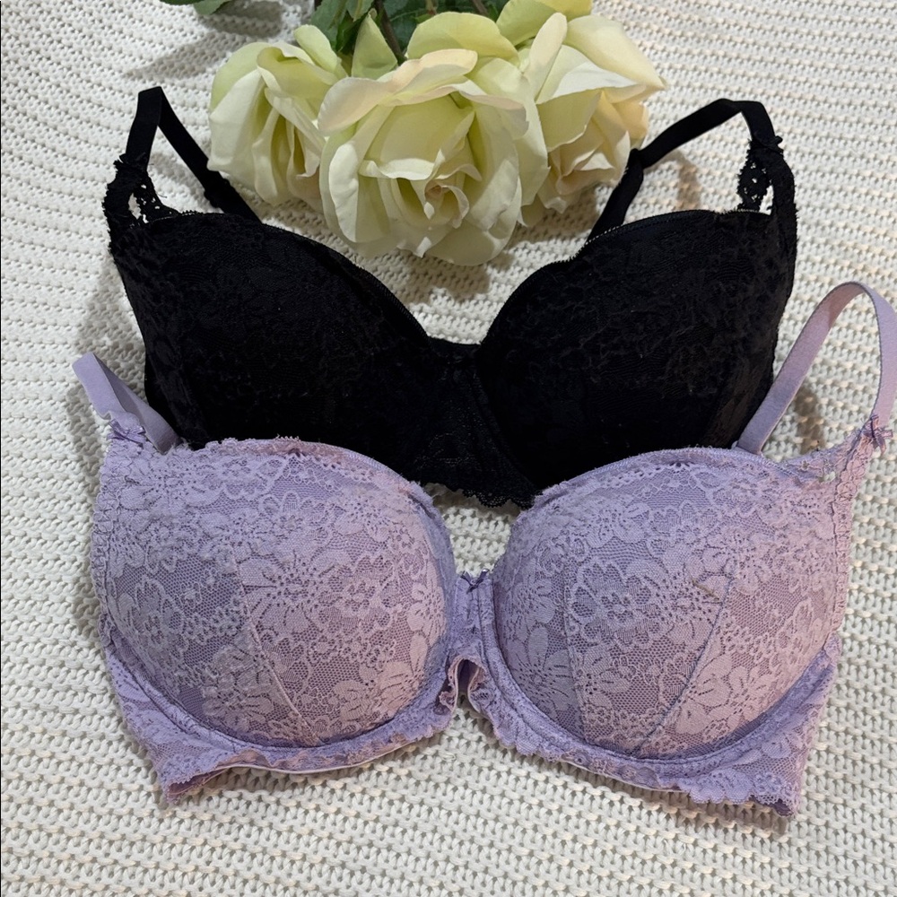 Victoria's Secret Black and Lavender Lace Bra Set